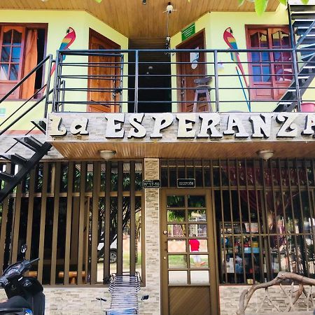 Hostal La Esperanza Leticia Bagian luar foto